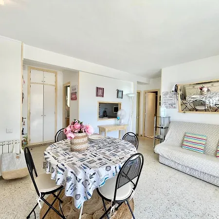 Apartment Delfin 9 H - Barneda Premium Roses