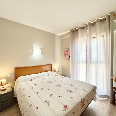 Delfin 9 H - Barneda Premium Apartment *